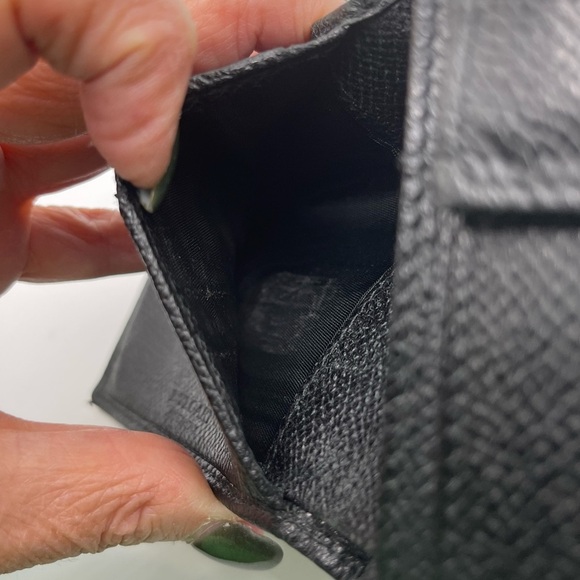 Bvlgari - authentic - black leather Men’s / unisex  bi-fold wallet - GUC - Picture 8 of 15